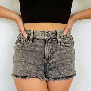 Kendall & Kylie the drifter high rise jean shorts size 26
